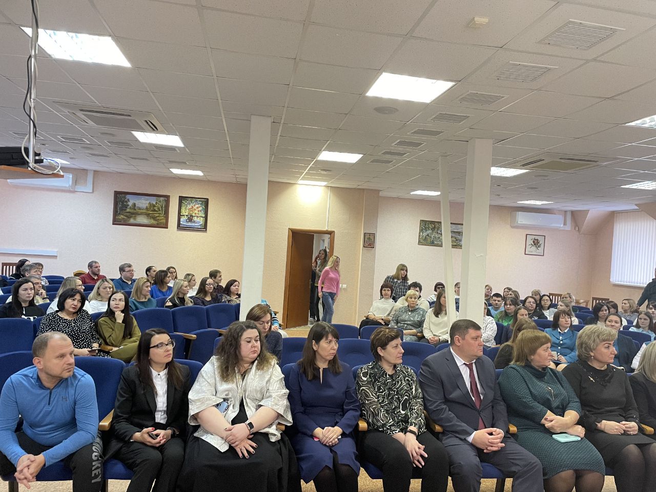 Депутат Мособлдумы Марк Черемисов поздравил с профессиональным праздником сотрудников Межрайонной инспекции ФНС №6 в городе Ногинск Богородского г.о.