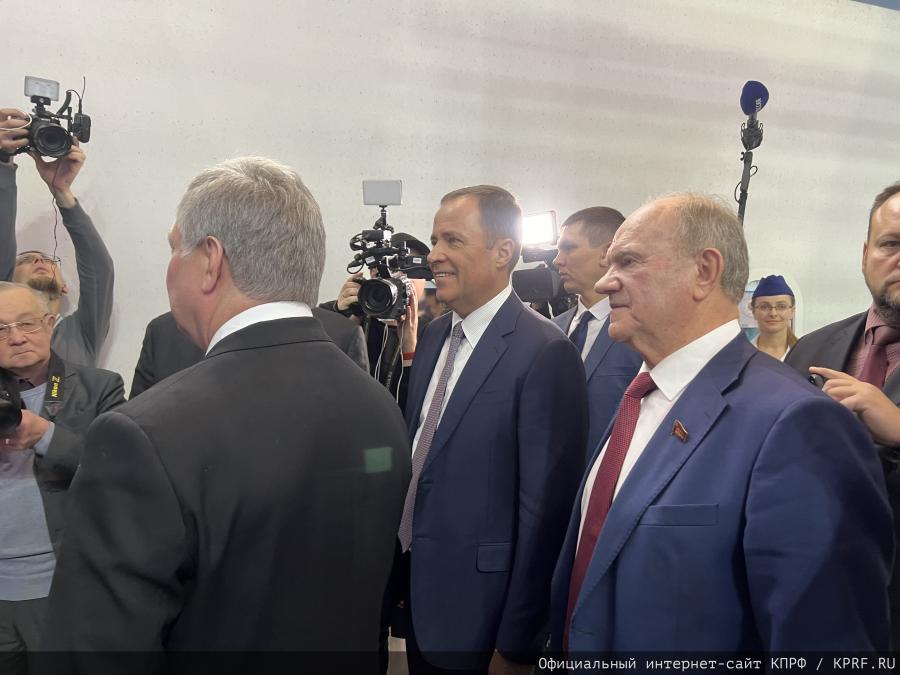 Г.А. Зюганов выступил в Москве на выставке-форуме «Россия» (ВДНХ) в День Ульяновской области