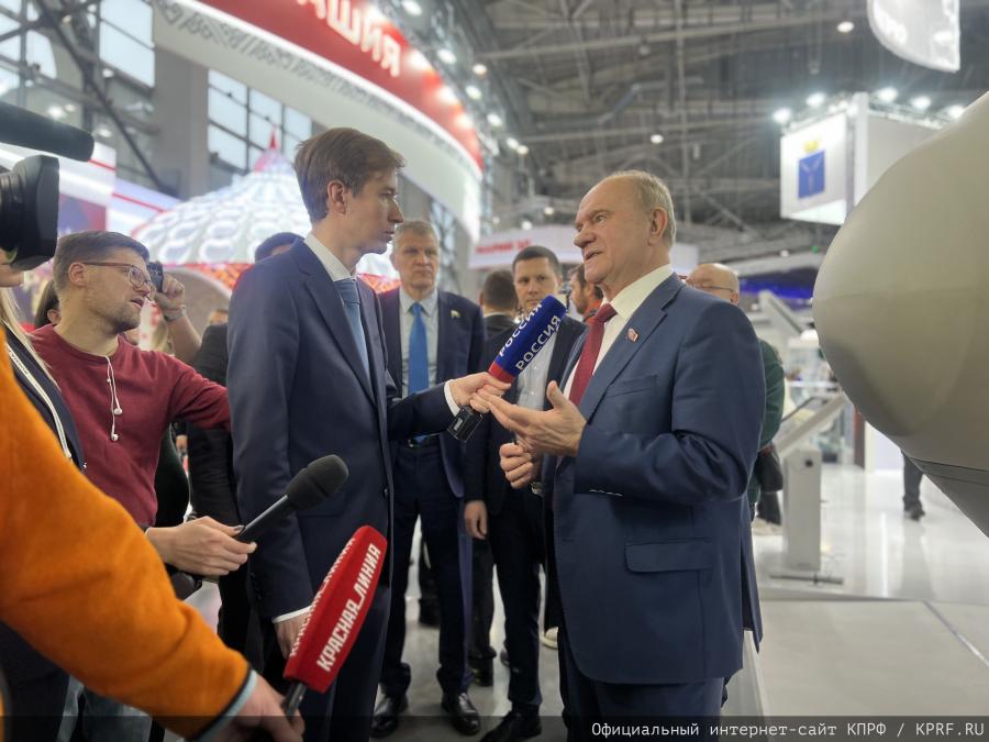 Г.А. Зюганов выступил в Москве на выставке-форуме «Россия» (ВДНХ) в День Ульяновской области