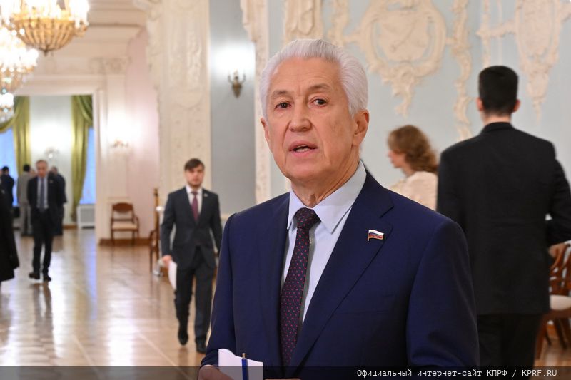 Геннадий Андреевич Зюганов выступил на IV Международной конференции «Роль взаимодействия фракций политических партий и блоков в межпарламентском сотрудничестве стран СНГ»