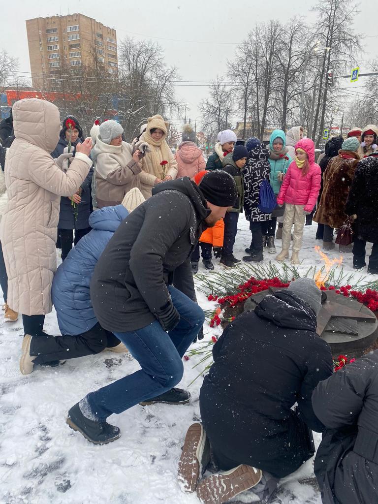 Клинские коммунисты отметили 82-летие города Клина от немецко-фашистских захватчиков