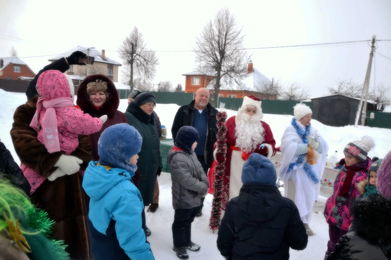 Поздравления в деревне Аладьино