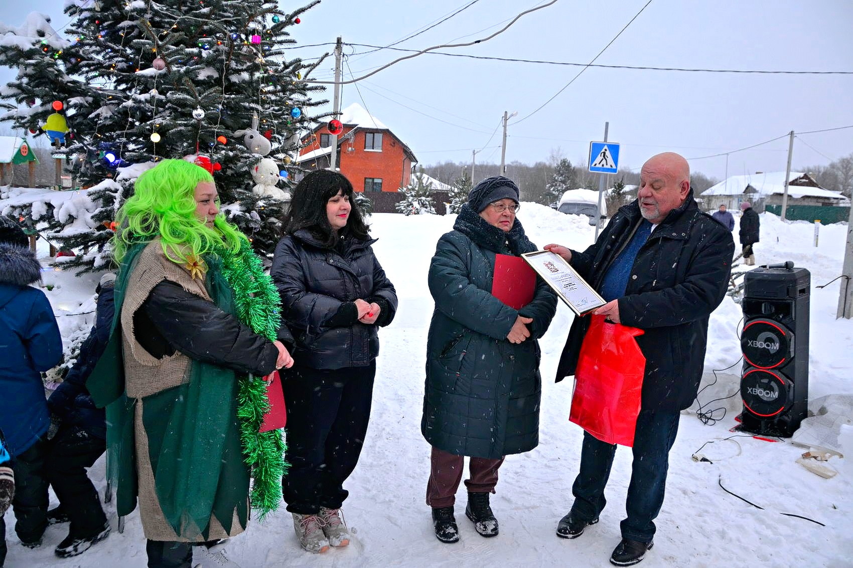 Поздравления в деревне Аладьино