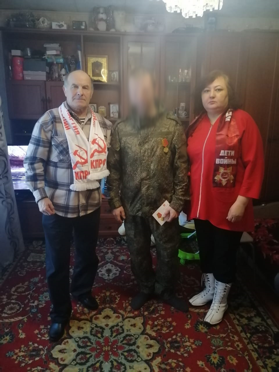 Герои рядом