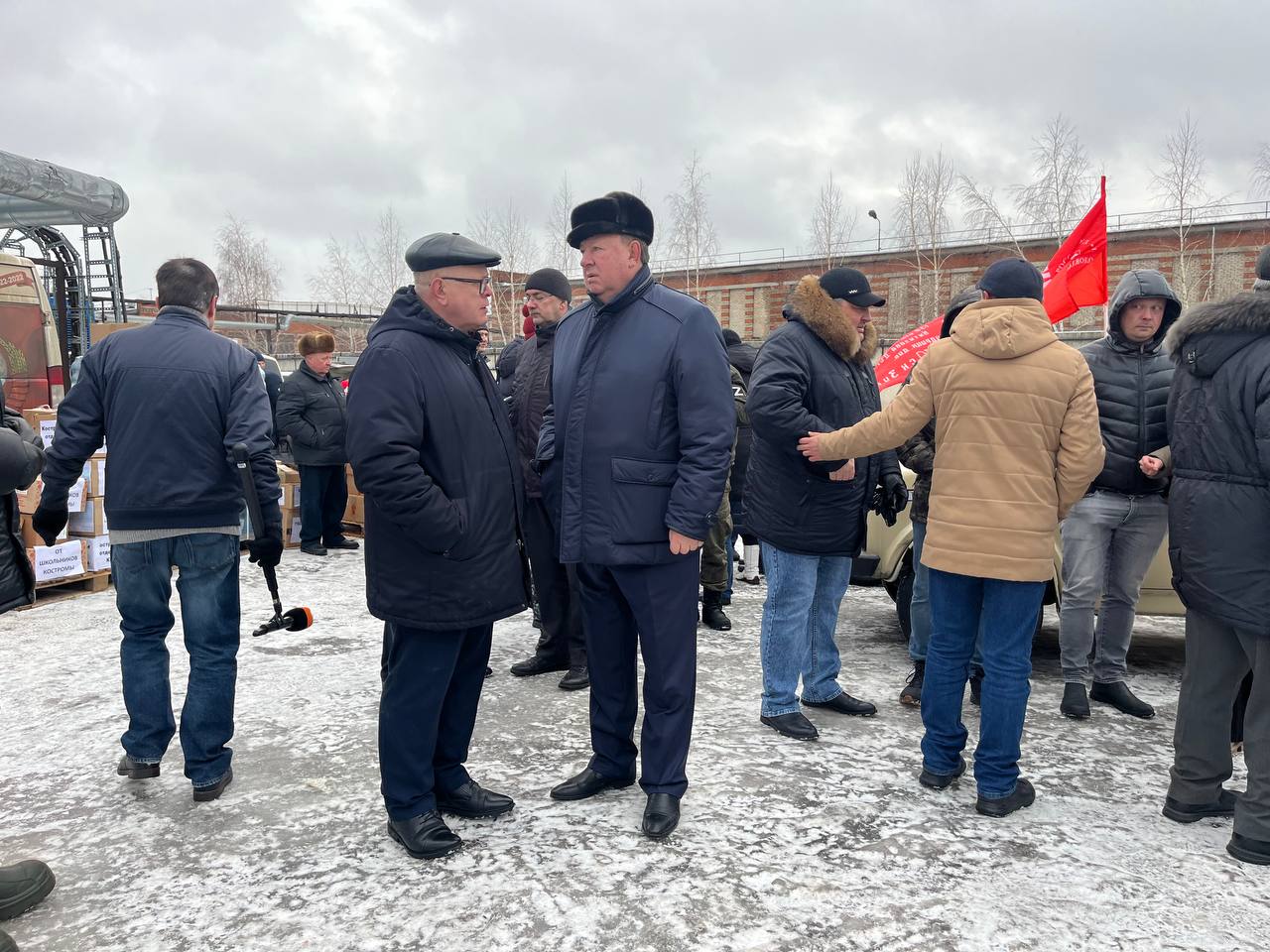 120-й юбилейный новогодний гуманитарный конвой от КПРФ – детям Донбасса!