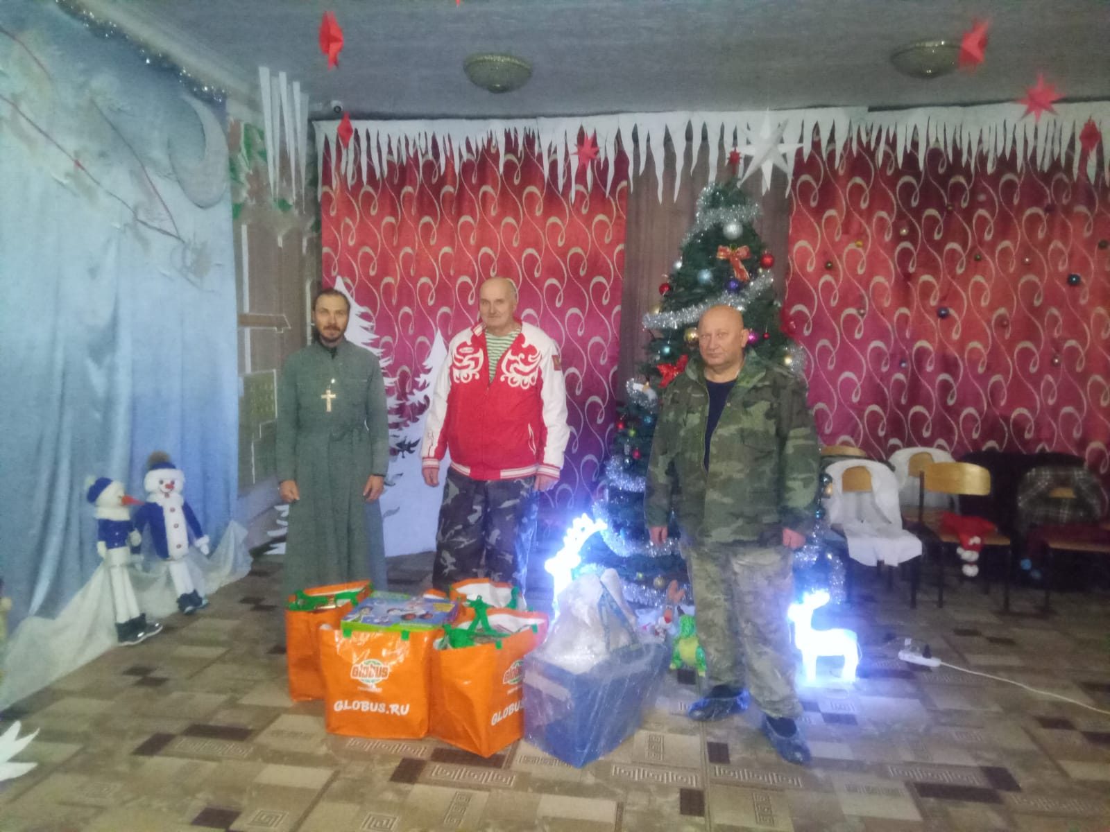 Воскресенские коммунисты СВОих не бросают!
