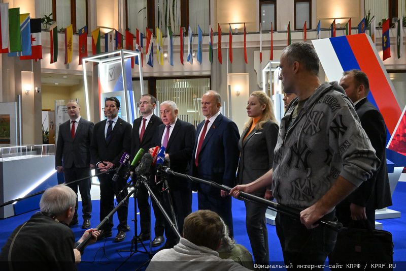 Н.М. Харитонов зарегистрирован кандидатом на должность Президента Российской Федерации