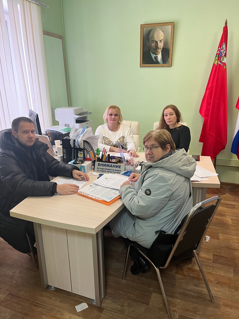Депутат-коммунист Мособлдумы Елена Мокринская: «Каждая семья должна иметь благоустроенное жилье!»