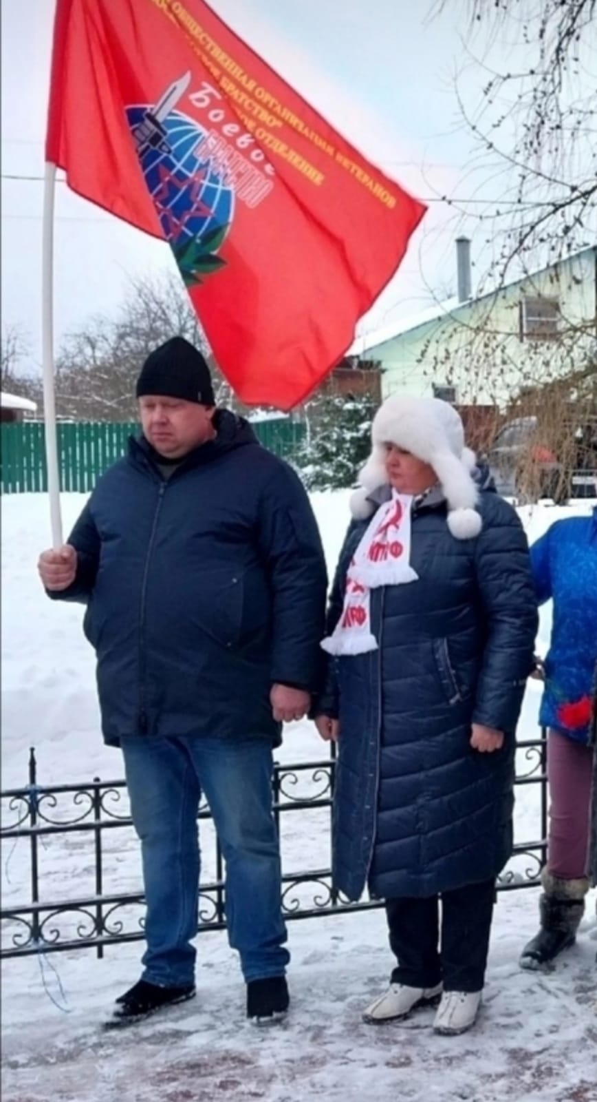 Коммунисты г.о. Лотошино поздравили жителей д. Турово с 82-й годовщиной освобождения от фашистов