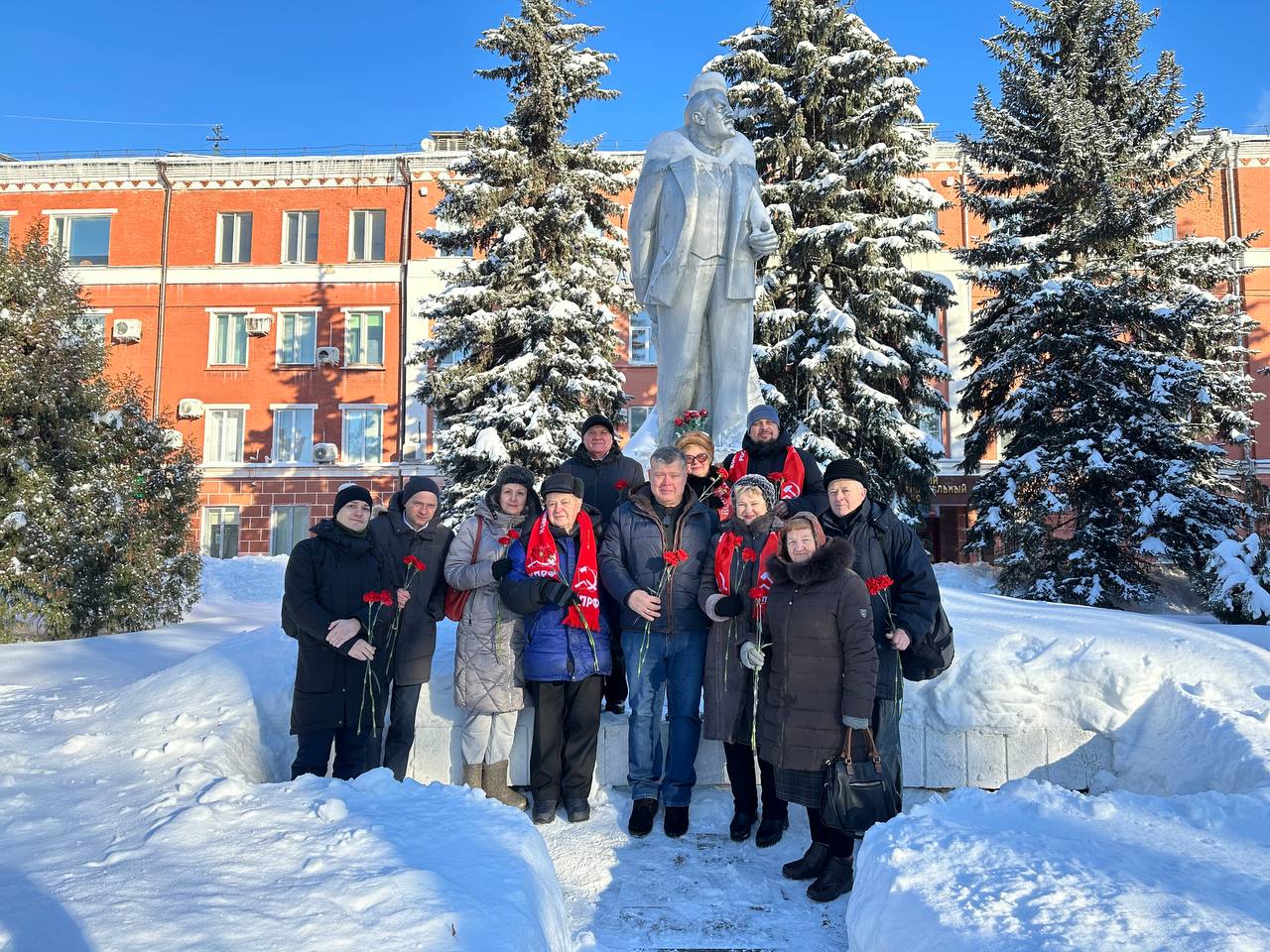 100 лет бессмертия В.И. Ленина!