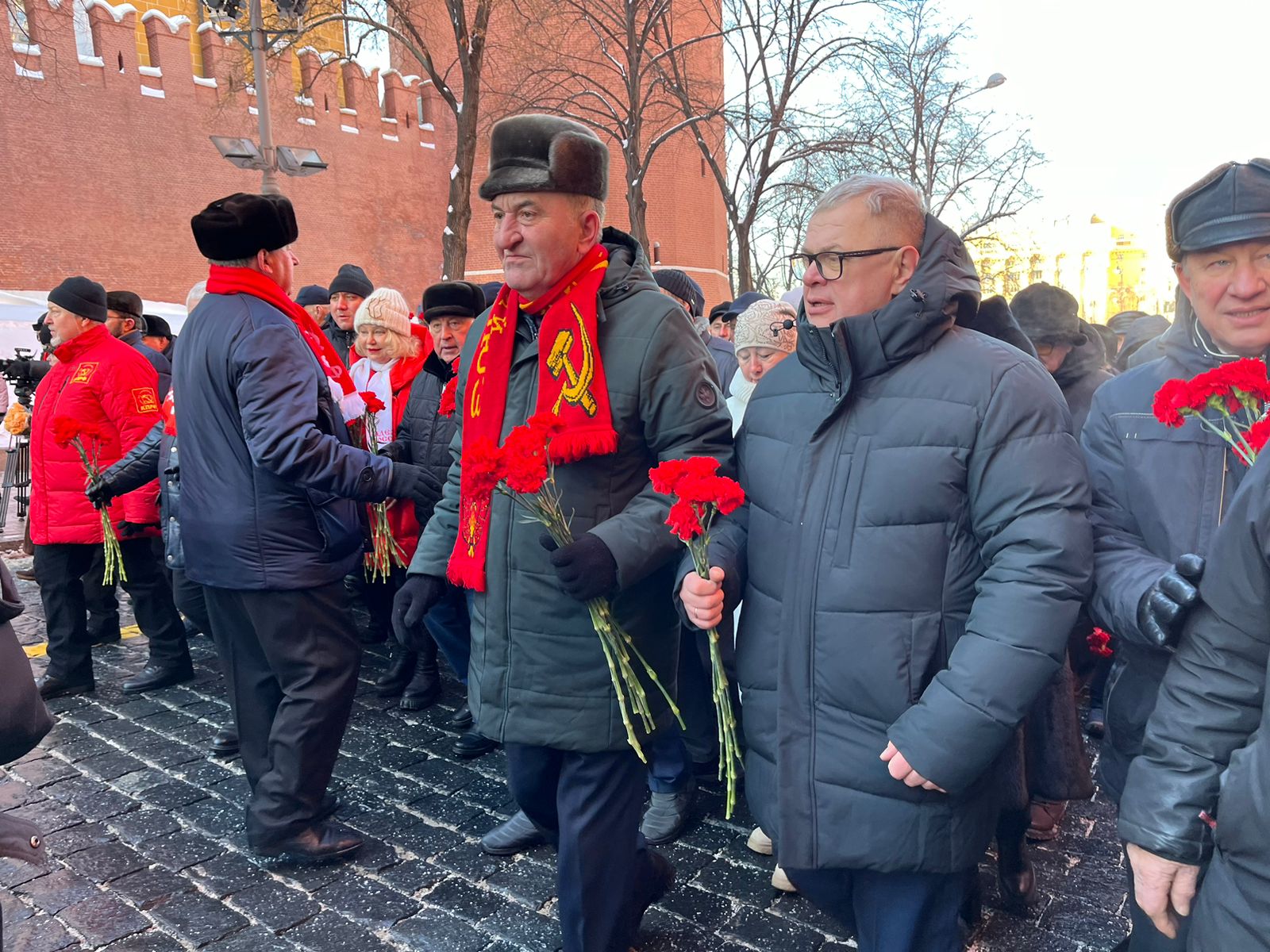 Состоялось возложение венков и цветов к Мавзолею В.И. Ленина на Красной Площади