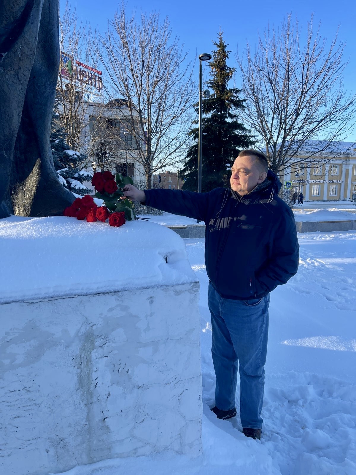 Дмитровские коммунисты почтили память В.И. Ленина