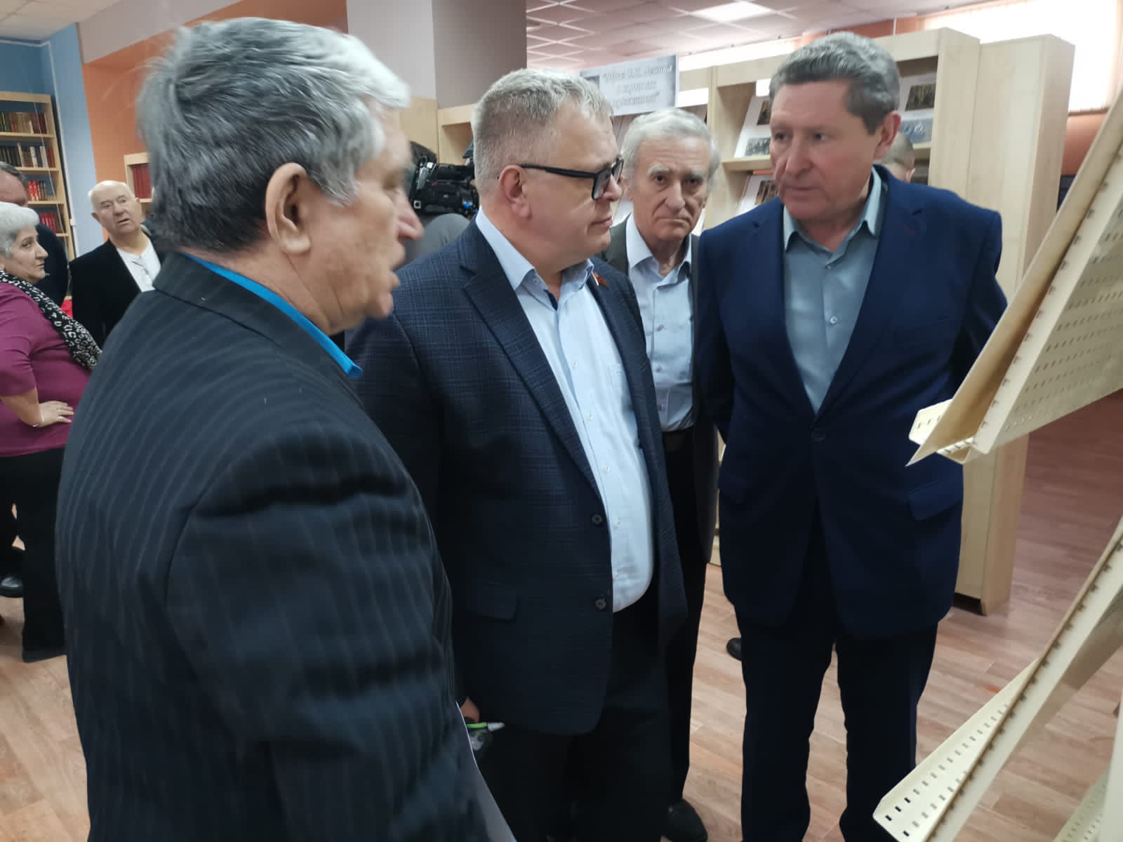 Руководитель фракции КПРФ в Мособлдуме Александр Наумов: Гений Ленина, его труды и память о нем - вечны!