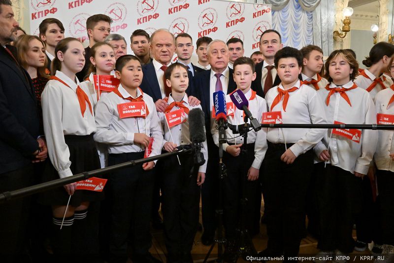 Г.А. Зюганов: Дело Ленина в надежных руках! Оно обязательно победит!