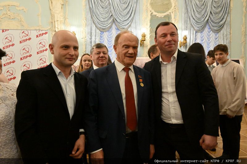 Г.А. Зюганов: Дело Ленина в надежных руках! Оно обязательно победит!