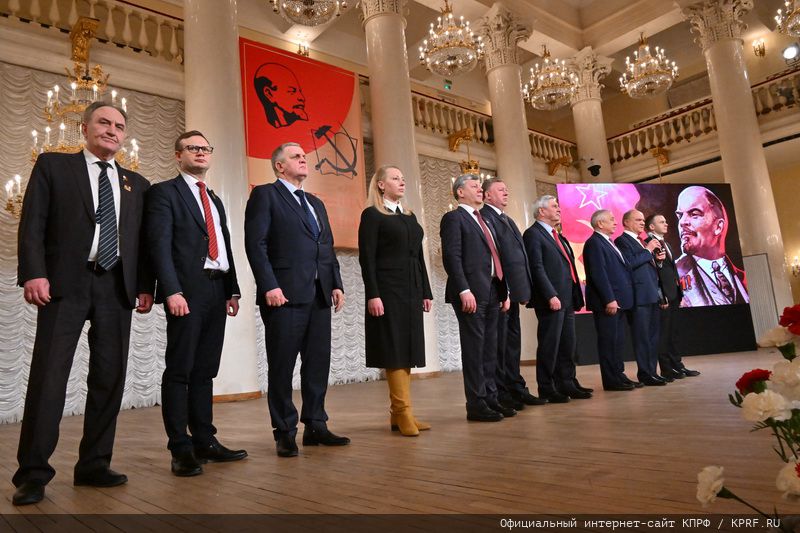 Г.А. Зюганов: Дело Ленина в надежных руках! Оно обязательно победит!