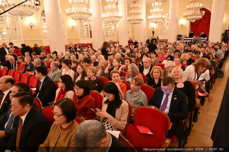 Г.А. Зюганов: Дело Ленина в надежных руках! Оно обязательно победит!
