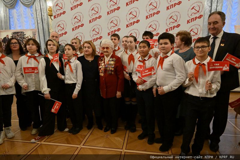 Г.А. Зюганов: Дело Ленина в надежных руках! Оно обязательно победит!