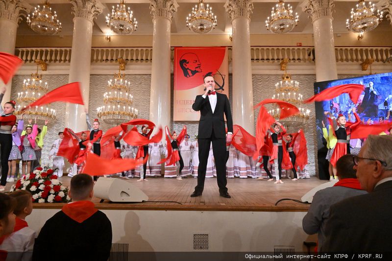 Г.А. Зюганов: Дело Ленина в надежных руках! Оно обязательно победит!