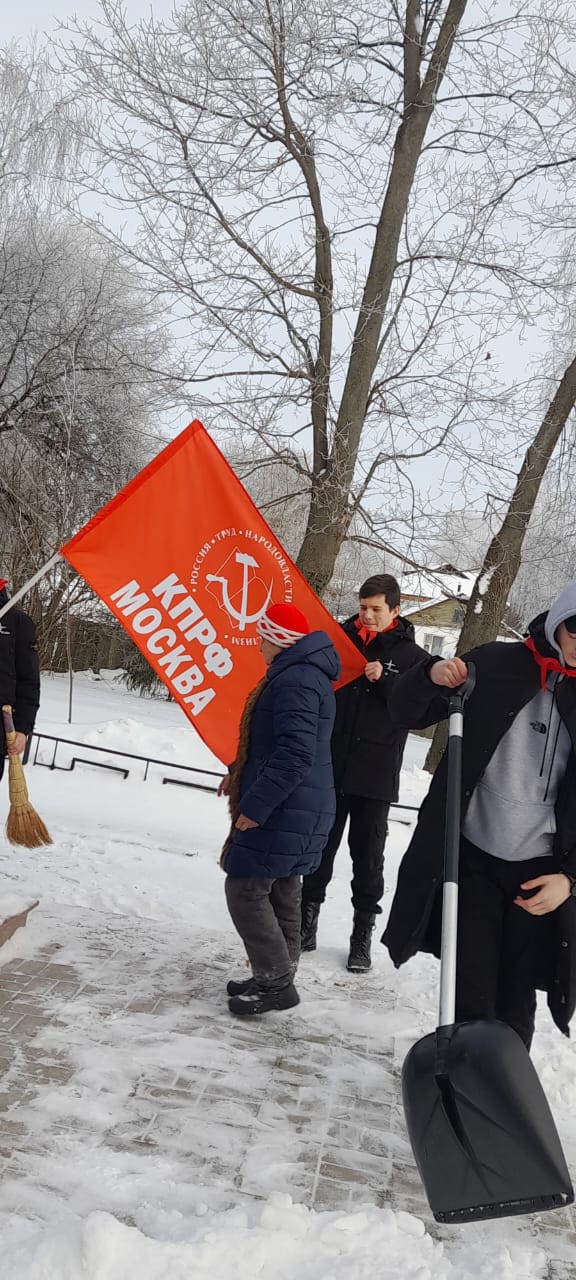 Пионеры решают важные задачи