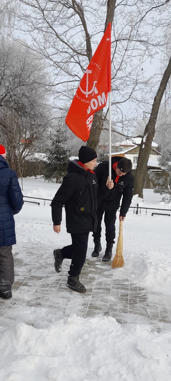 Пионеры решают важные задачи