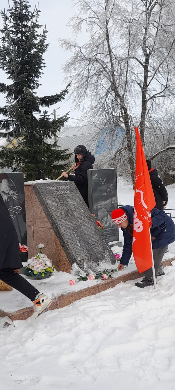Пионеры решают важные задачи