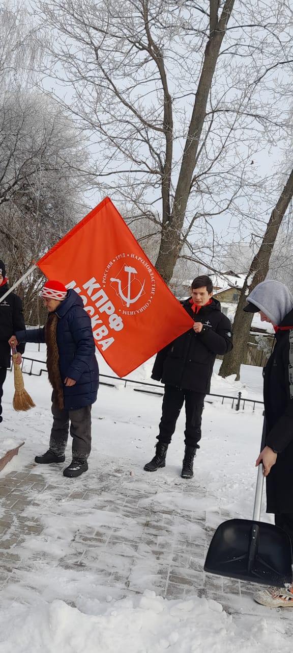 Пионеры решают важные задачи