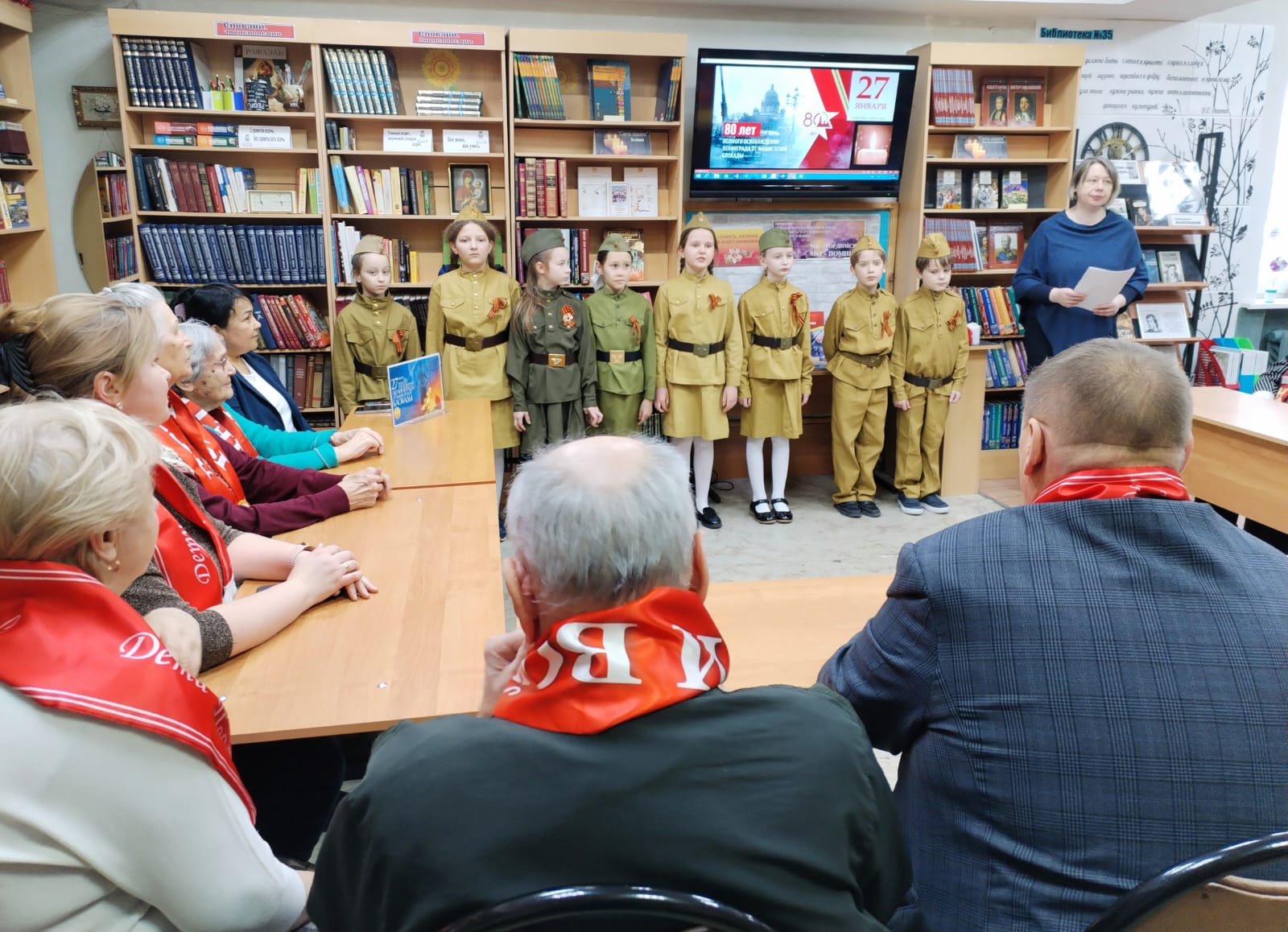 Домодедовские коммунисты не забудут героев Ленинграда!