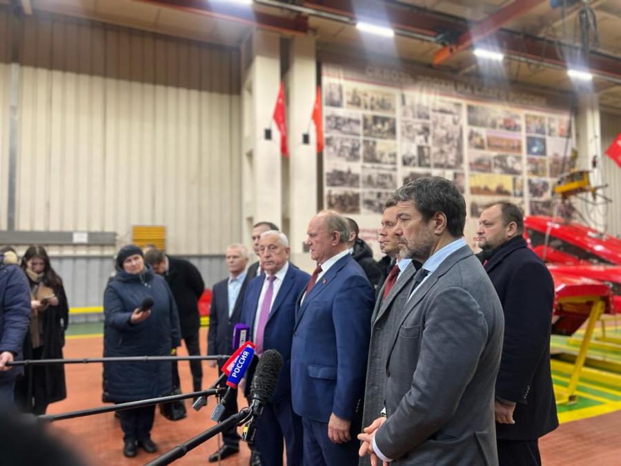 Г. А. Зюганов: Нам принципиально важна поддержка трудовых коллективов!