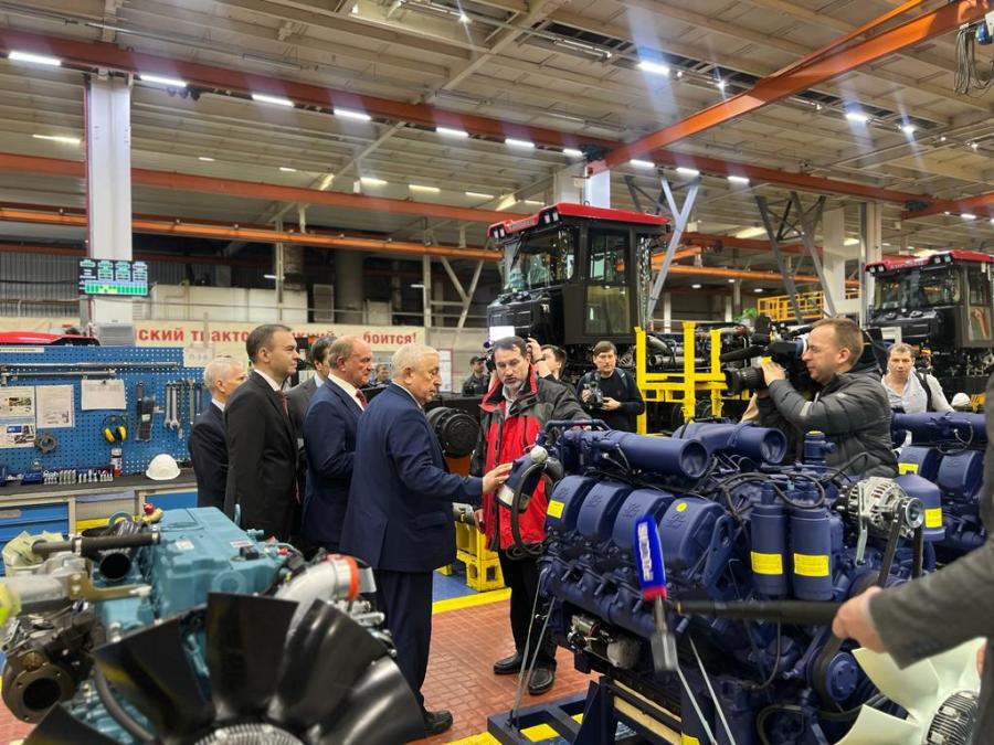 Г. А. Зюганов: Нам принципиально важна поддержка трудовых коллективов!