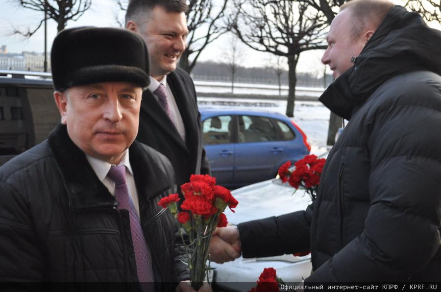 Состоялся рабочий визит делегации ЦК КПРФ во главе с Г.А. Зюгановым и Н.М. Харитоновым в Санкт-Петербург