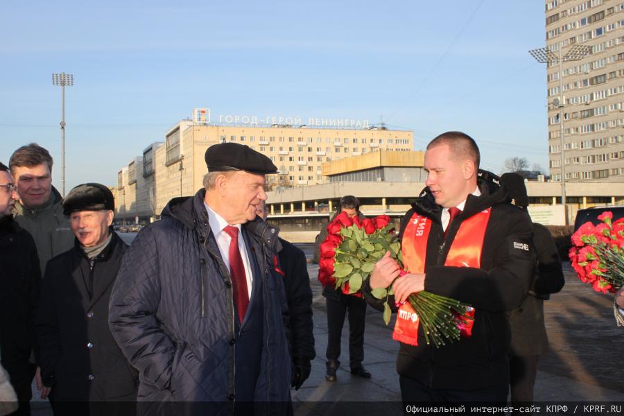 Состоялся рабочий визит делегации ЦК КПРФ во главе с Г.А. Зюгановым и Н.М. Харитоновым в Санкт-Петербург