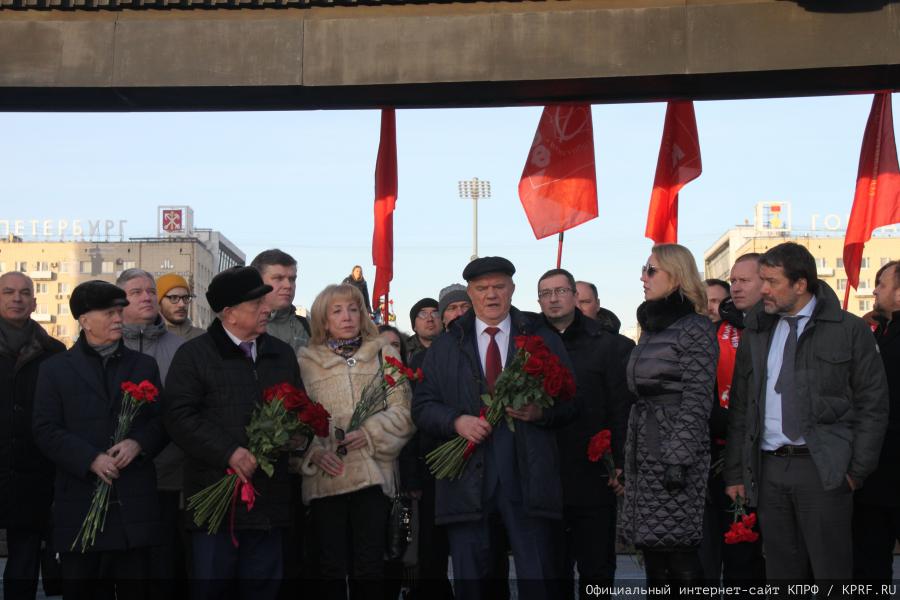 Состоялся рабочий визит делегации ЦК КПРФ во главе с Г.А. Зюгановым и Н.М. Харитоновым в Санкт-Петербург
