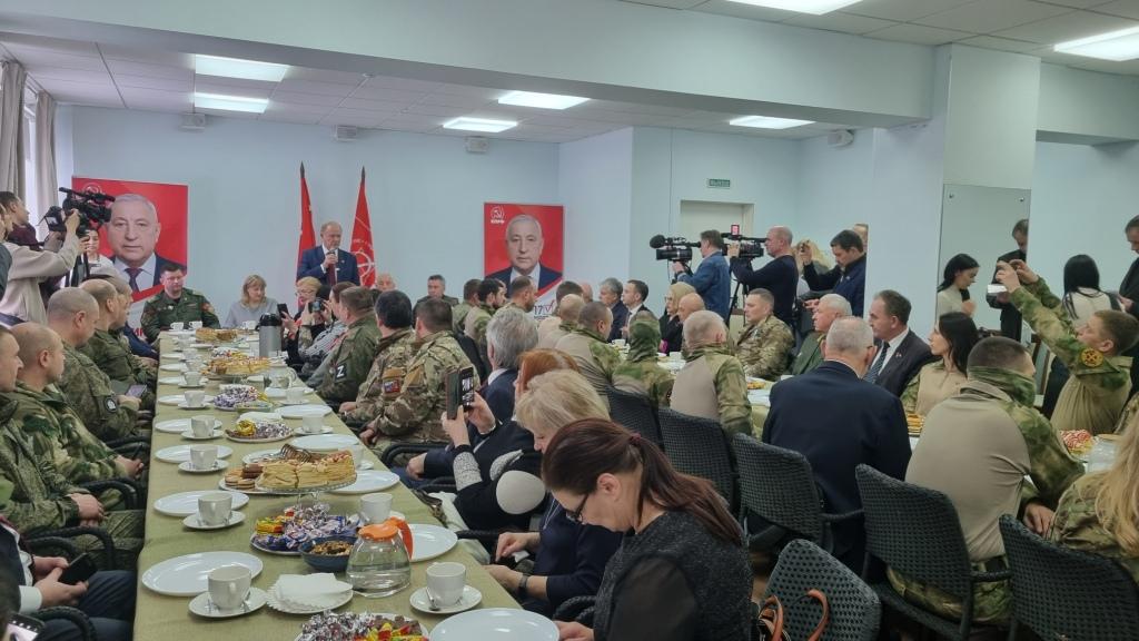 Депутат Государственной Думы Николай Васильев принял участие во встрече с участниками СВО