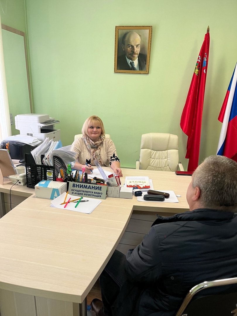 Депутат-коммунист Елена Мокринская: Личный прием граждан всегда в приоритете у депутатов от КПРФ