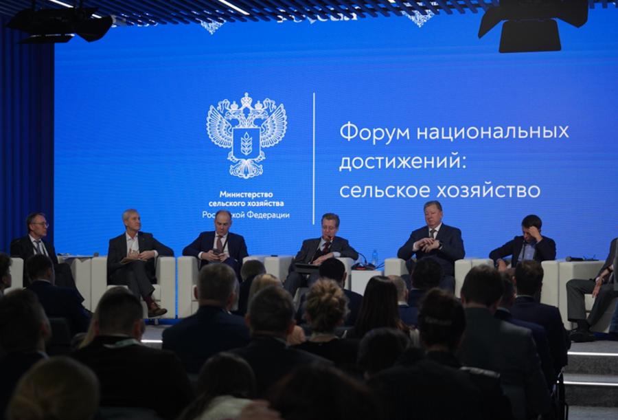 Заместитель Председателя ЦК КПРФ, Председатель Комитета Государственной Думы по аграрным вопросам, академик РАН В.И. Кашин принял участие в работе пленарной сессии «Ключевые результаты и достижения сельского хозяйства» на Международной выставке