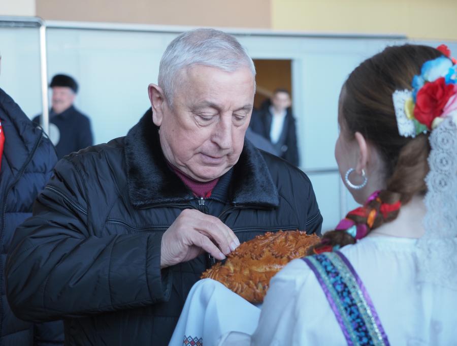 Уральцы песней встретили Николая Харитонова и Юрия Афонина