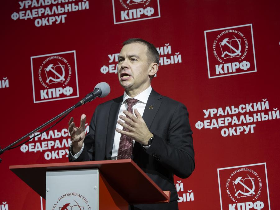 В Екатеринбурге Николай Харитонов предложил ограничить тарифы на услуги ЖКХ