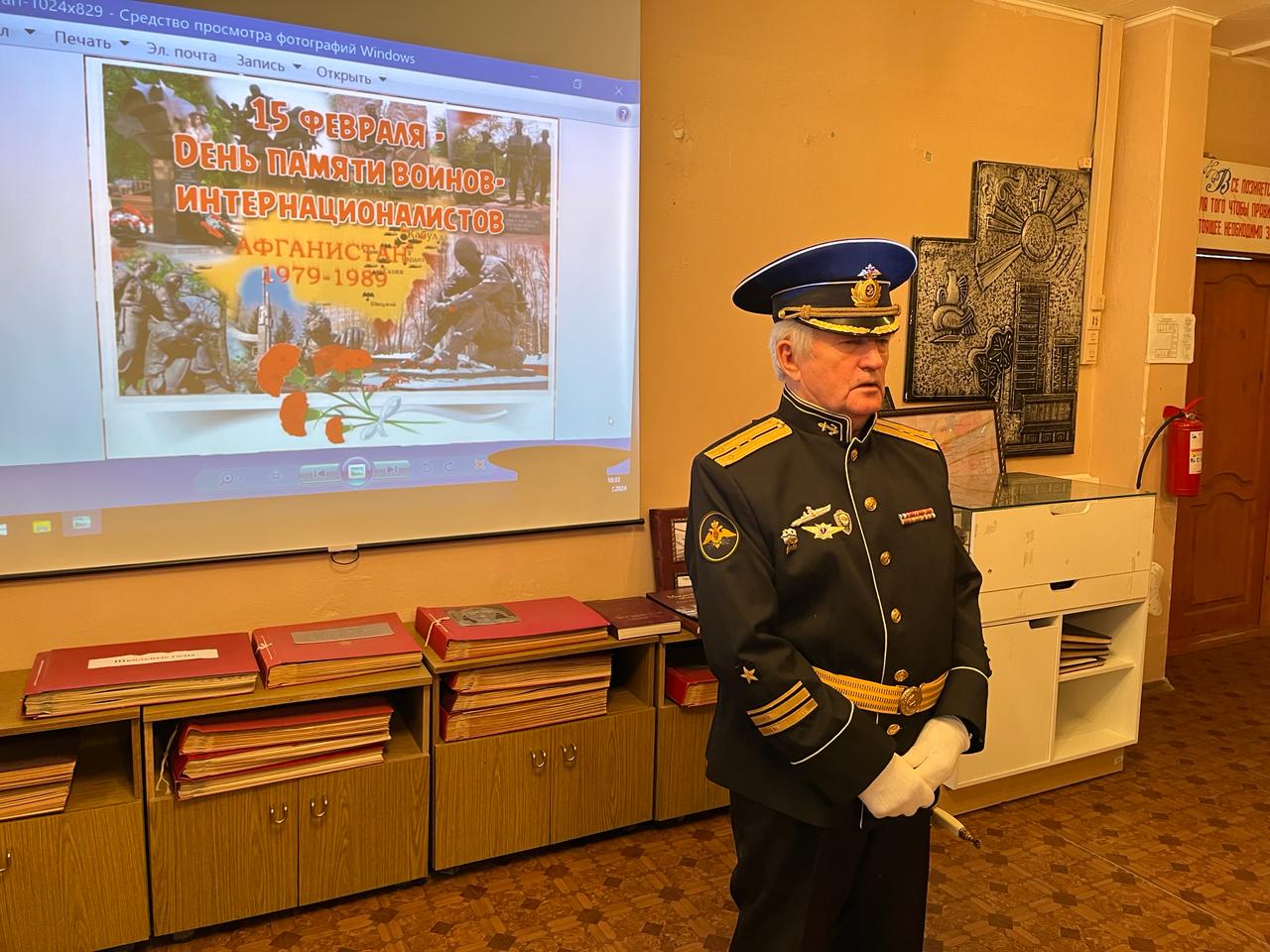 Воскресенские коммунисты проводят уроки мужества в школах