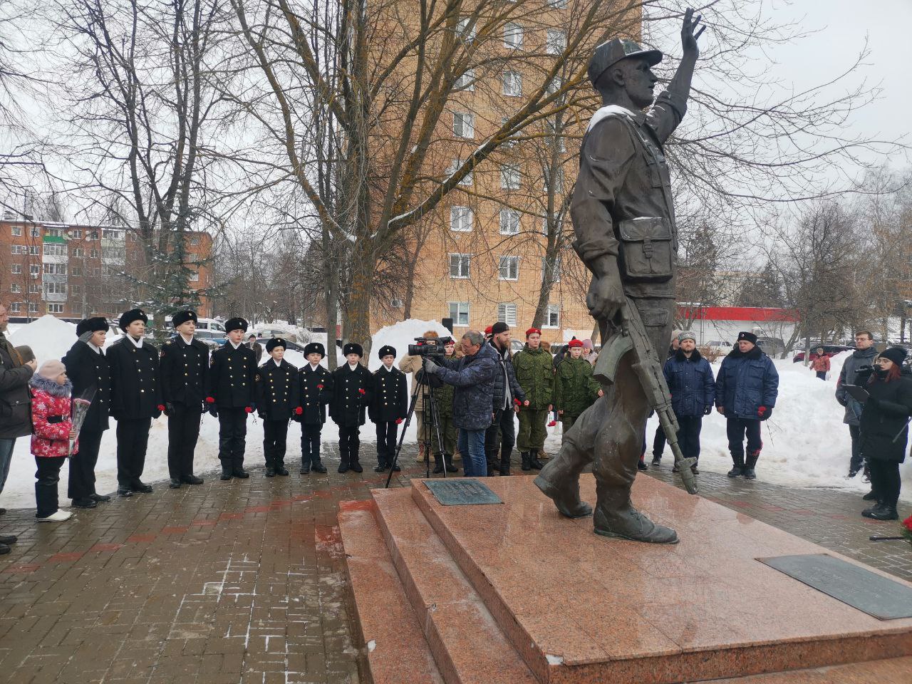 Руководитель фракции КПРФ Мособлдумы Александр Наумов принял участие в торжественном мероприятии в Ступино
