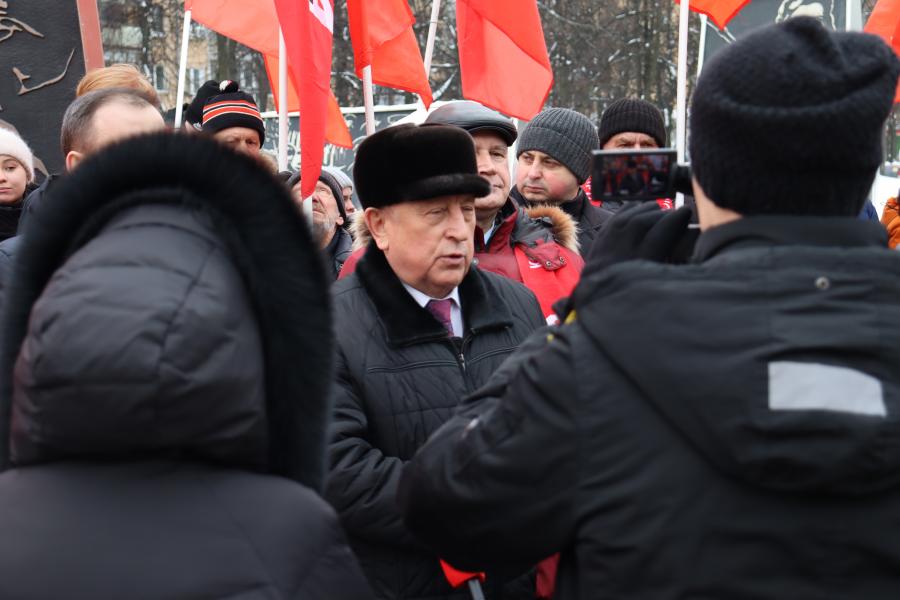 Кандидат в Президенты от КПРФ Николай Харитонов в Ярославле призвал заняться восстановлением хлопководства и станкостроения