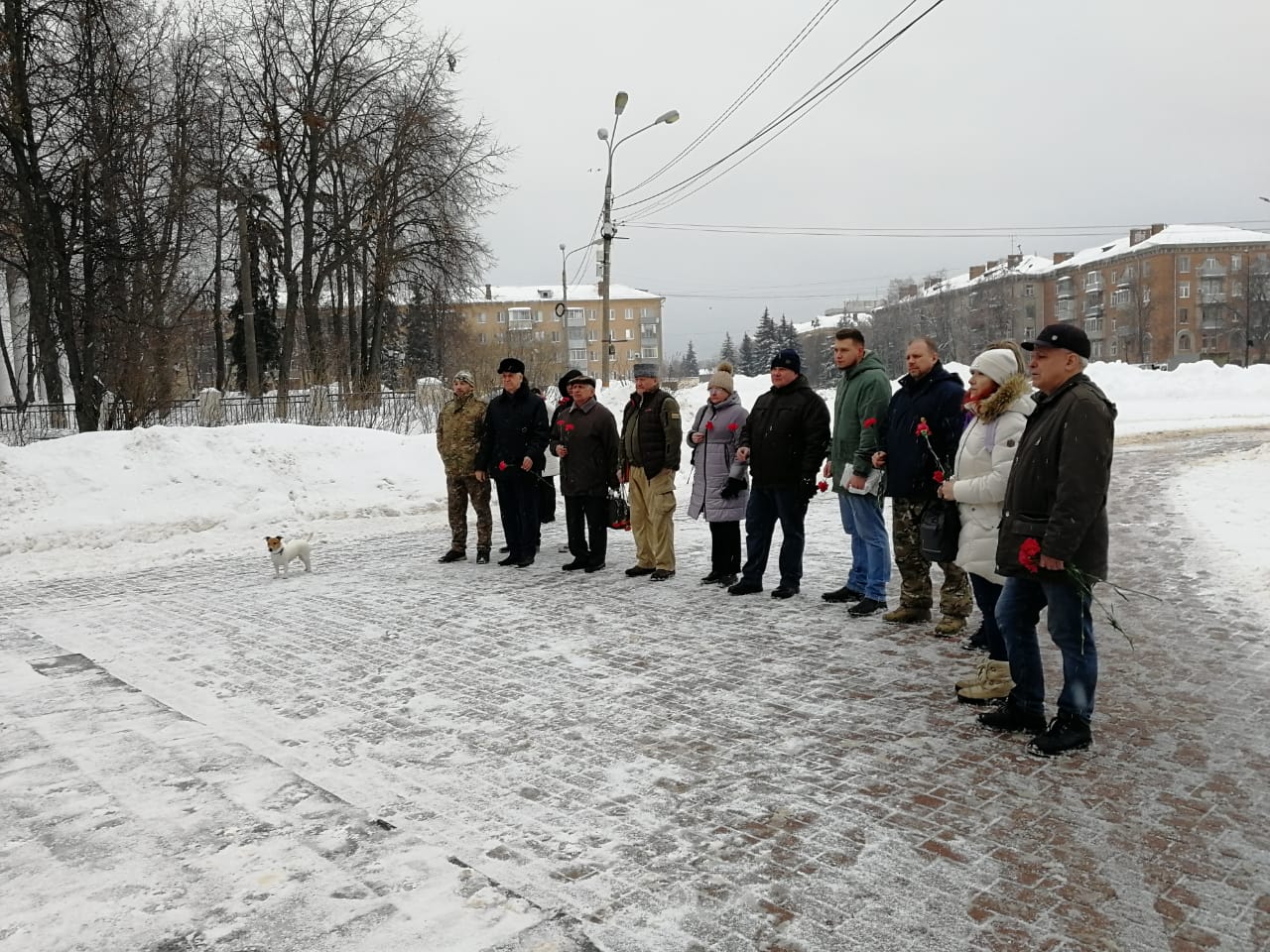 Жуковские коммунисты и комсомольцы приняли участие в митинге, приуроченному ко дню Советской Армии и Военно-Морского флота