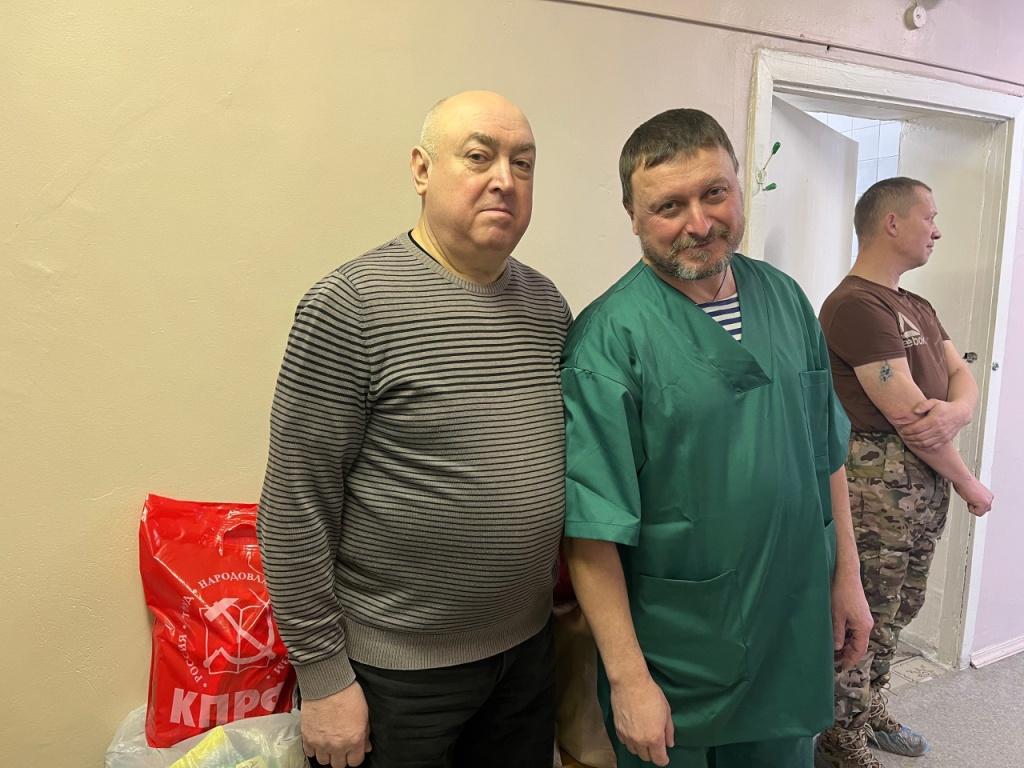 В День защитника Отечества навестили в госпитале раненых участников СВО