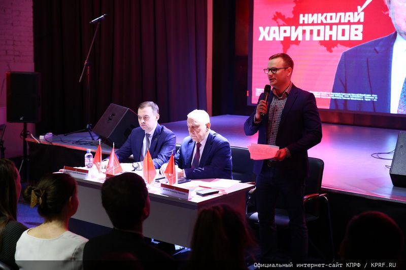 Н.М. Харитонов встретился в Москве с деятелями искусства