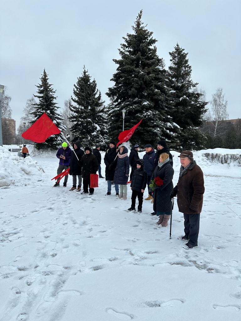 Возложение в Королёве в честь 23 февраля