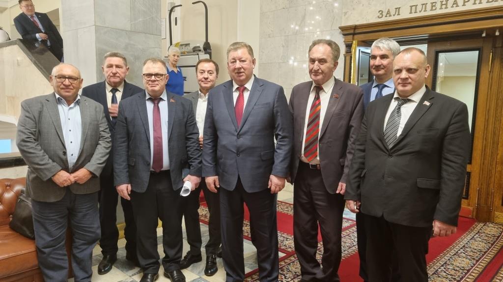Депутат Государственной Думы Николай Васильев принял участие в парламентских слушаниях