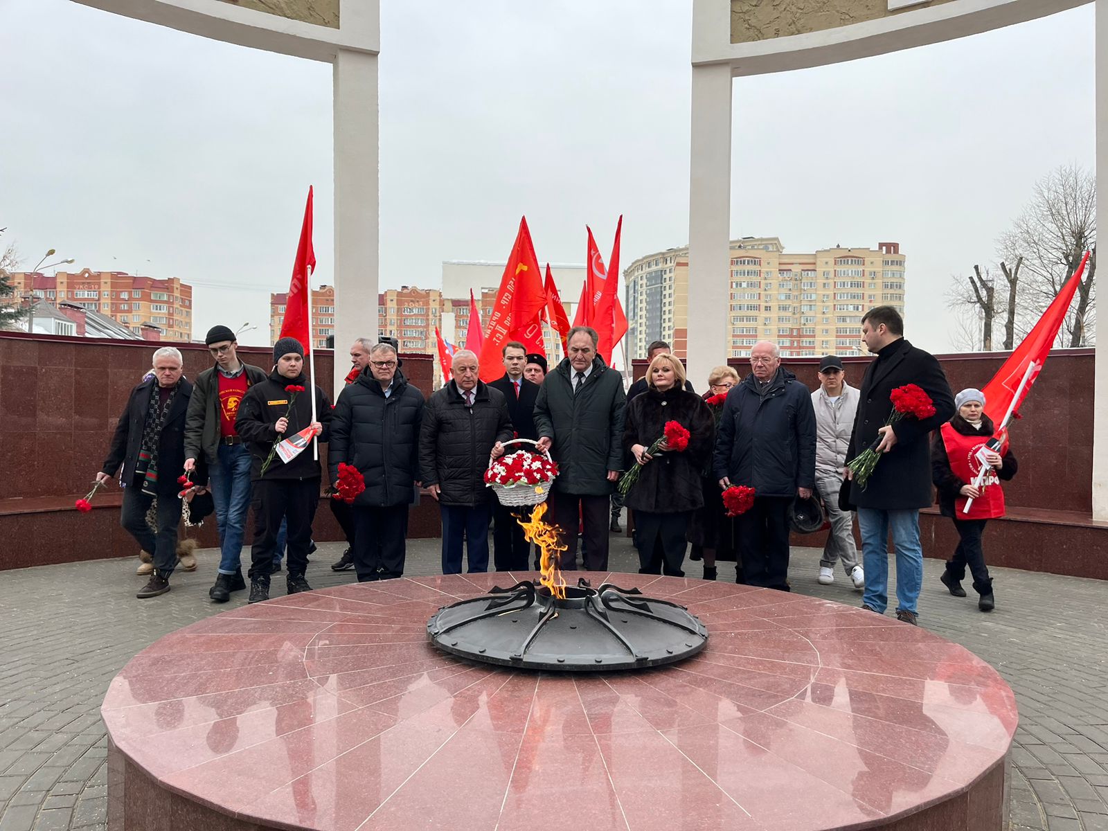 Начался визит кандидата в президенты РФ от КПРФ Николая Харитонова в подмосковное Щёлково