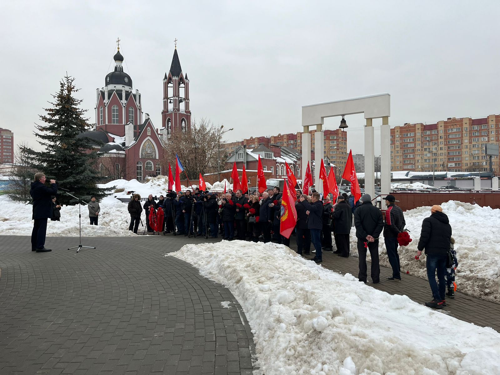 Начался визит кандидата в президенты РФ от КПРФ Николая Харитонова в подмосковное Щёлково