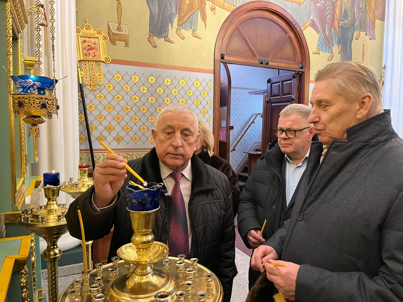Кандидат в президенты РФ от КПРФ Николай Харитонов посетил ЗАО «Щёлковохлеб» в Подмосковье