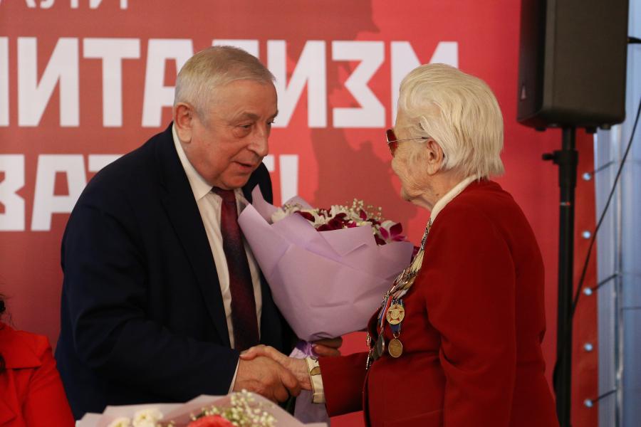 Н.М. Харитонов встретился с участницами ВЖС - «Надежда России» и представительницами женских организаций